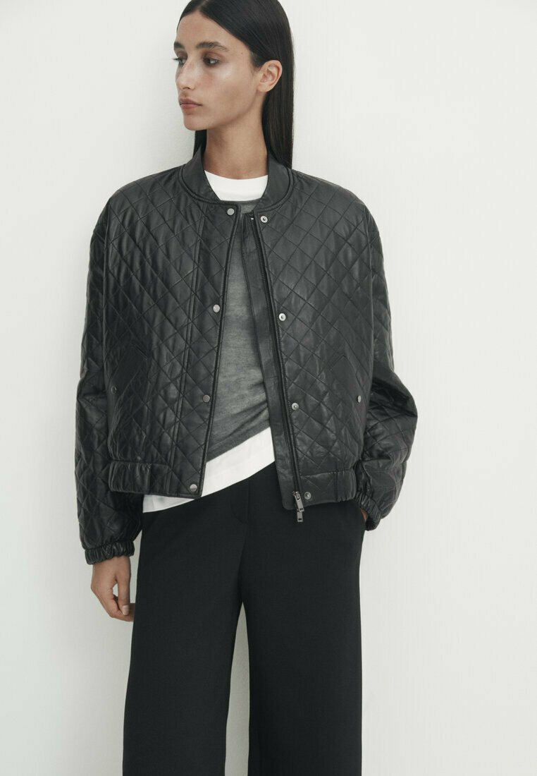 Massimo Dutti QUILTED Bomber Jacket black Zalando.de