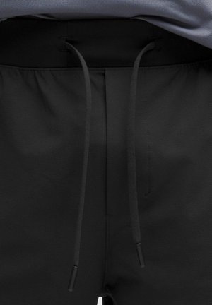lululemon Zeroed In Classic-Fit Regular Cargo - Cargobyxor - ZEROED IN CLASSIC-FIT REGULAR CARGO