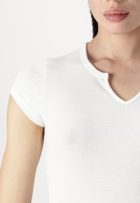 American Eagle NOTCH  - T-shirt basique - white