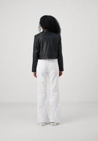 ONLY Petite ONLAMIA MOTO JACKET  - Imitert skinnjakke - black
