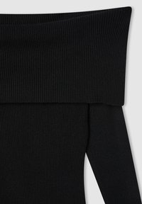 CON SPALLE SCOPERTE - Tubino - nero