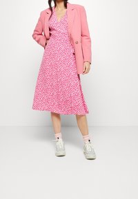 mbyM Denní šaty - pink