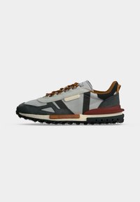 Δεν επιλέχθηκε, light grey/dark grey