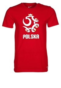 Czerwona bawełniana koszulka z centralnym białym i złotym nadrukiem z napisem "POLSKA" pod spodem, oraz logo Nike na rękawie.