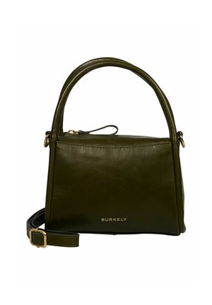 Borsa a mano in pelle verde scuro con un design strutturato, manico superiore, tracolla e dettaglio del logo in oro sulla parte anteriore. Texture liscia.