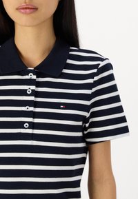 Tommy Hilfiger 1985 SLIM  - Pólóing - breton desert sky/ecru