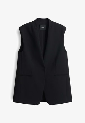 Zwarte mouwloze blazer in een gestructureerd ontwerp, met een sjawl-kragen en twee voorzakken met een gladde textuur.