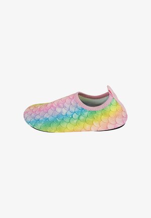 Bunte Slipper mit einem Verlaufsdesign in Rosa, Grün und Blau, einem weichen Textiloberteil und einer leichten Sohle.