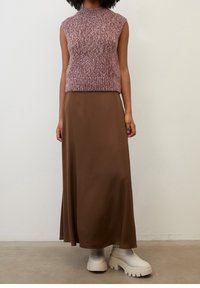 Marc O'Polo Svetr - brown