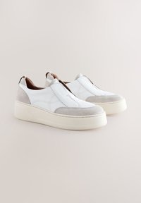 Non selezionato, white