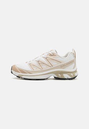 XT-6 EXPANSE UNISEX - Baskets basses - white/rainy day/oxford tan