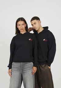 LEGACY STUDIOS UNISEX - Ikdienas džemperis - black