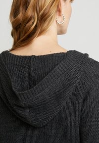 QS Kofta - grey
