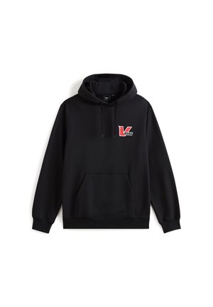 Czarna bluza z kapturem z kieszenią kangurzą, sznurkiem na kapturze oraz czerwoną i białą logotypem na piersi. Wykonana z miękkiego materiału o gładkiej fakturze.