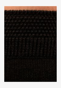 Unausgewählt, black