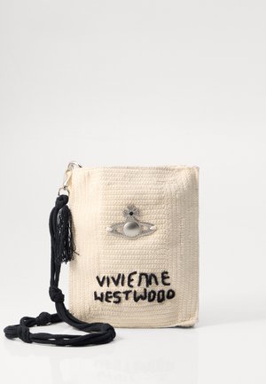 Vivienne Westwood MABEL SMALL - Skuldertasker - cream
