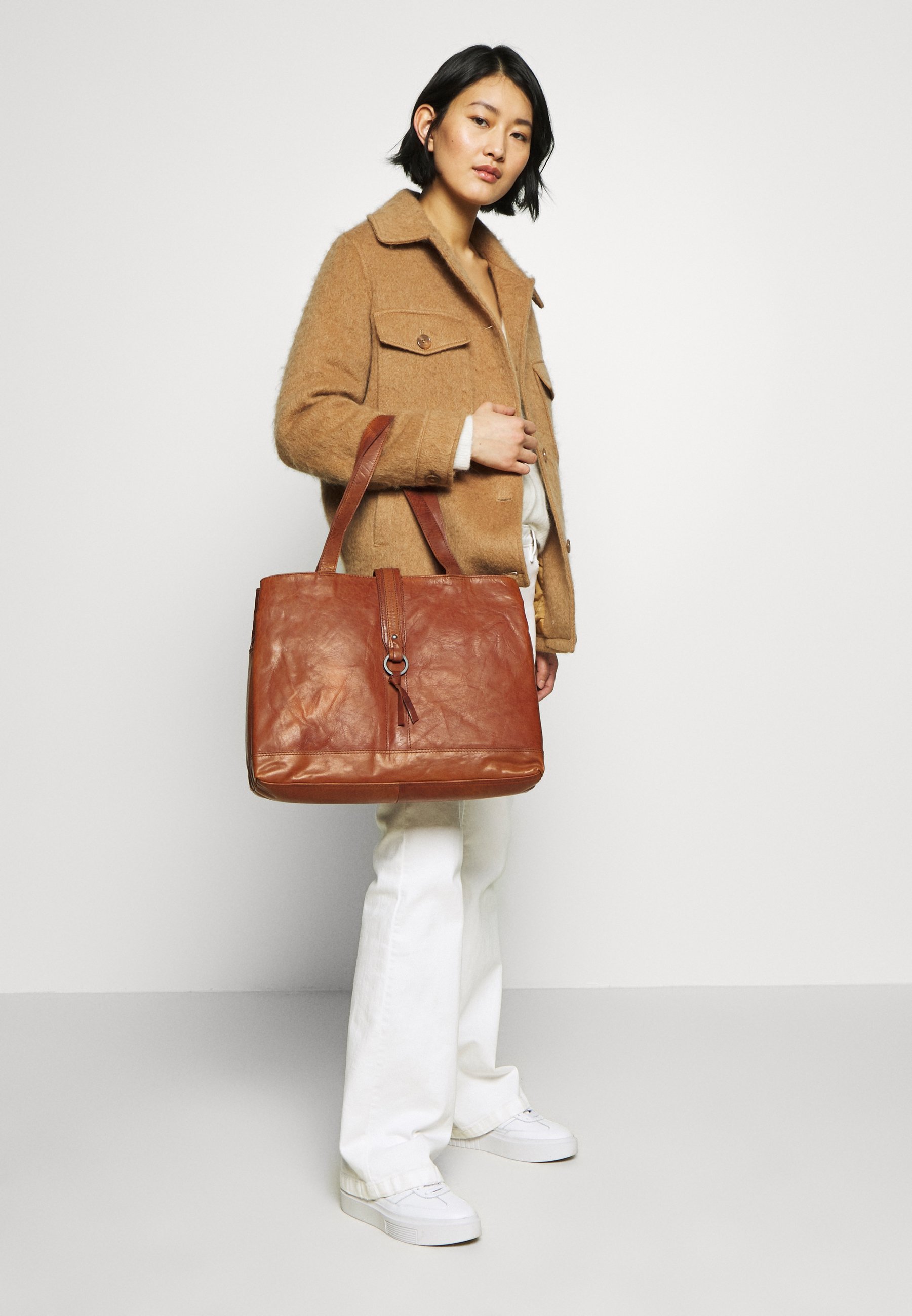 Spikes & Sparrow Stresskoffert brandykonjakk Zalando.no Spikes & Sparrow Stresskoffert brandy Zalando.no