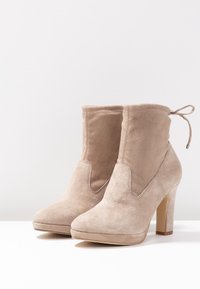 Pier One Bottines à talons hauts - taupe