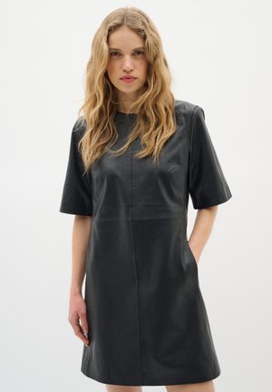 Freizeitkleid - black