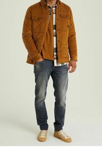 CHASIN' Allvädersjacka - brown