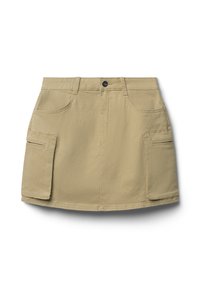 Gonna khaki a taglio dritto, con tasche frontali e due tasche cargo laterali. Realizzata in tessuto resistente con una superficie liscia e chiusura a bottone.