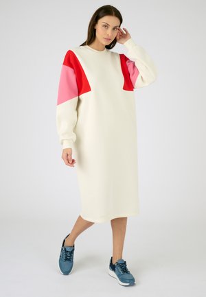 Damart, Robe de jour - Ecru