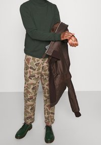 Selected Homme Svetr - mottled dark green