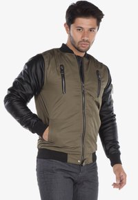 Cipo & Baxx Bomber Jacket - khaki