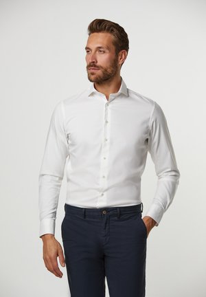 SLIM FIT - Chemise - white