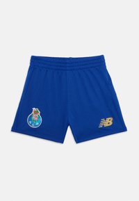 Calções desportivos azuis, feitos de tecido texturizado. Apresenta um logótipo circular na frente e um logótipo dourado "NB" na lateral. Cintura elástica.