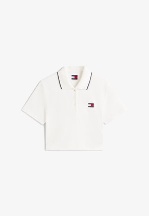 Biela krátka polokošeľa s krátkymi rukávmi, golierom s čiernym lemovaním, gombíkovou légou a malým logom Tommy Jeans na hrudi a vo vnútri goliera.