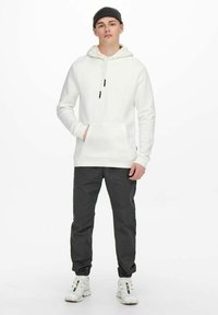 Only & Sons ONSCERES NOOS - Sudadera - cloud dancer