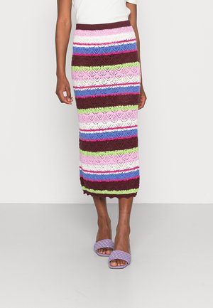 Maksihame - colorful stripe