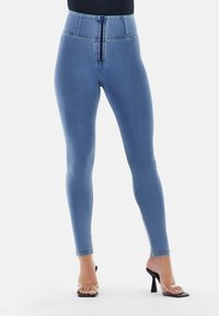 Freddy WR UP VITA ALTA - Pantalones - denim chiaro