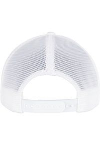 Weißer Hut mit Netzrücken, gebogenem Schirm und verstellbarem Snap-Verschluss. Texture Material mit Belüftungsöffnungen für Atmungsaktivität.
