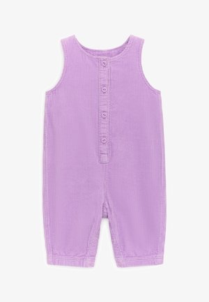 Detský tričkový overal bez rukávov v levanduľovej farbe zo štruktúry, s predným zapínaním na gombíky a zapínaním na patentky v oblastiach nôh.