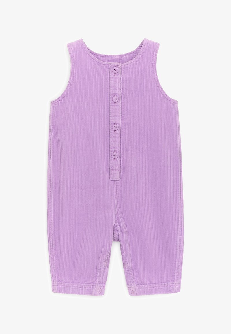 Combinaison bébé sans manches en velours côtelé lavande avec patte de boutonnage devant et fermetures pressionnées aux ouvertures des jambes.