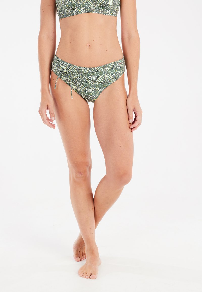 Zelený vzorovaný bikiny s geometrickým dizajnom, s viazaním na boku nohavičiek. Hladká textúra a priliehavý strih.