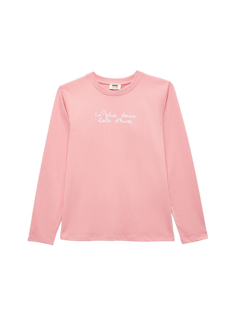 Lyserød langærmet T-shirt lavet af blødt stof med hvid tekst, der står "La plus douce étoile d'hiver" med en stjerneaccent.
