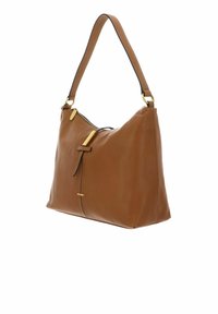 Sac d'épaule en cuir marron avec une texture douce, des accessoires dorés et une forme angulaire distinctive. Comprend une seule large bandoulière et une boucle décorative.