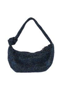 Borsa a mano con perline dalla forma curva, dotata di una tracolla annodata. Perline di colore blu scuro creano una superficie texture. Chiusura con zip nella parte superiore.