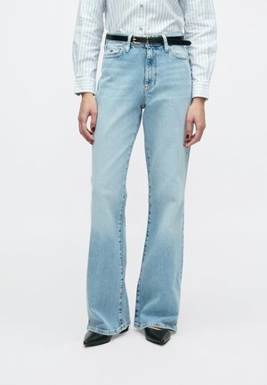 BELLA - Blugi loose fit - light blue denim