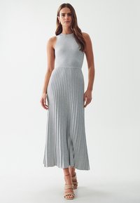 WILLA LYRIC - Gebreide jurk - light grey