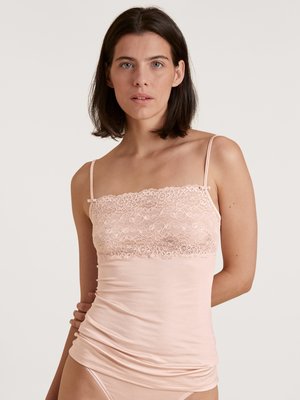 Calida Undershirt - lace parfait pink