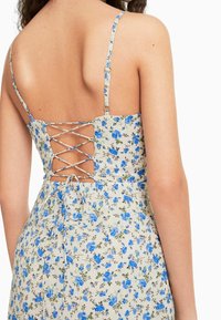 Bershka Vardagsklänning - light blue