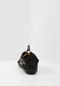 Vibram Fivefingers KSO EVO - Scarpe da corsa su strada - black