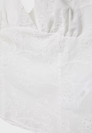 Stradivarius, EMBROIDERED HALTER TOP - Débardeur - beige