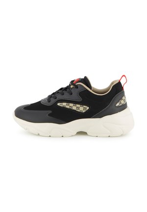 Must värvilised tossud tekstuurse pealsega, beeži voodriga ja valge tallaga. Küljel on logo ning kanna peal punane aksent.