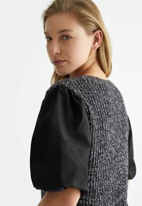 LIU JO Stickad klänning - black