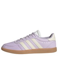 Non sélectionné, ice lavender   cream white   gum